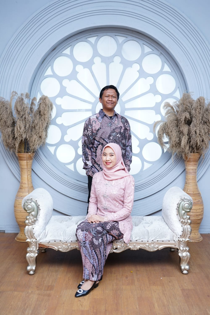 https://ainikresna.webnikah.com/dirmember/00000029/kresna29/photo-283510-334653-l-202604260353.jpg